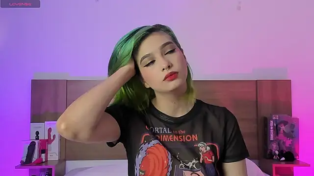 Akatsumi  online show from February 2026 12:42:02 PM