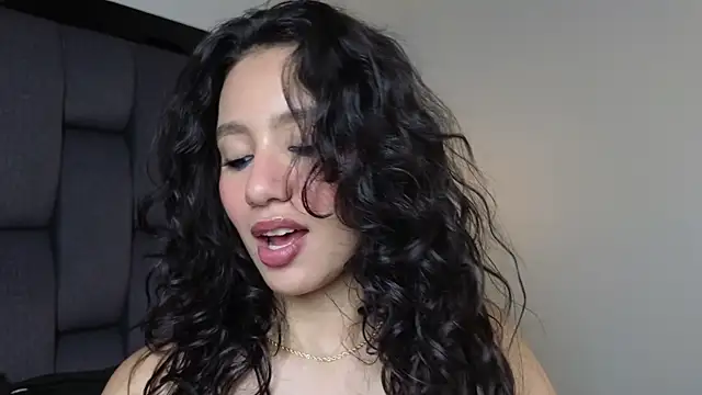 Calipso Parisi online show from March 2026 01:48:01 PM