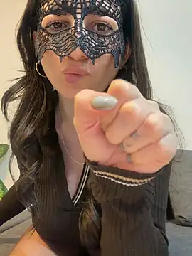 0gece0 online show from February 2026 07:03:02 PM