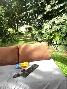 AliceMrtnz online show from January 2026 04:32:02 PM