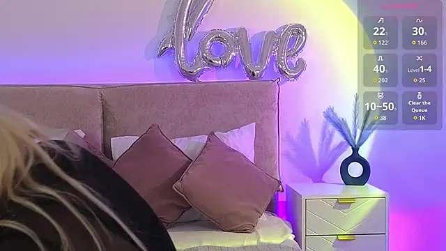 Jules night online show from March 2026 09:26:02 PM