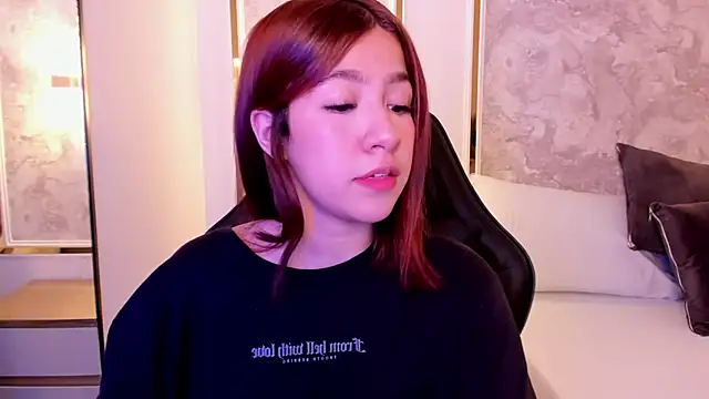 doll eyees  online show from September 2025 02:57:01 AM