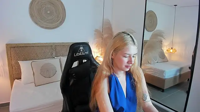 Snapshot of daniand_ chatting on September 2025 11:59:01 AM daniand online show from September 2025 11:59:01 AM