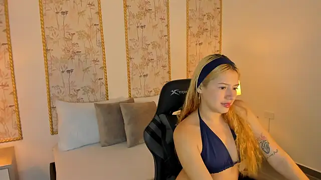 Snapshot of daniand_ chatting on October 2025 02:12:02 AM daniand online show from October 2025 02:12:02 AM