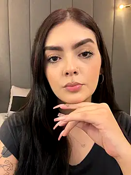Snapshot of AliceRitter chatting on September 2025 06:23:02 PM AliceRitter online show from September 2025 06:23:02 PM