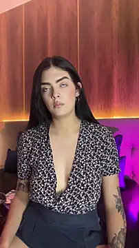 AliceRitter online show from November 2025 07:02:02 PM