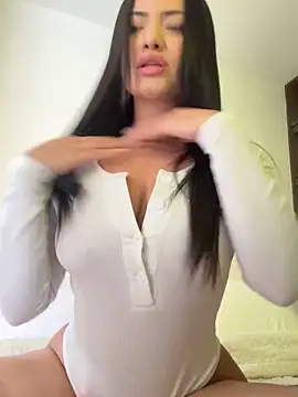 Snapshot of Lu090_ chatting on November 2025 04:36:01 PM Lu090 online show from November 2025 04:36:01 PM