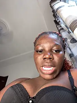 CBonita online show from April 2026 04:11:01 PM