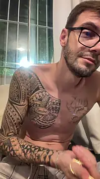 Leonsouzaof online show from April 2026 01:06:01 AM