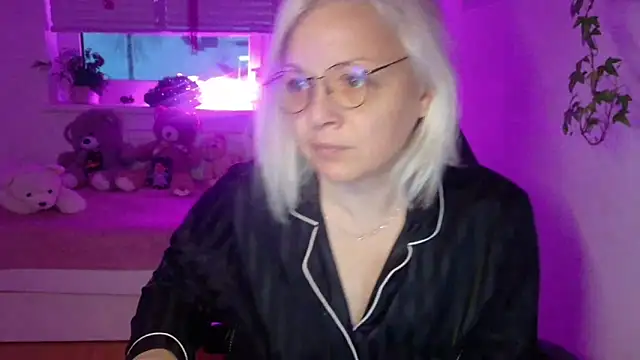 Linsy Kim online show from January 2026 06:30:02 AM