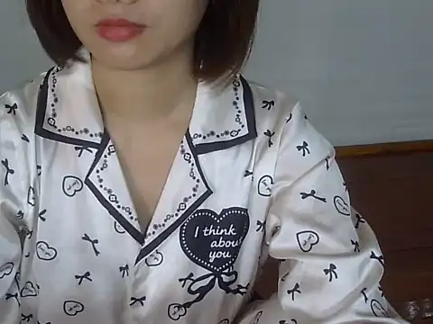 Snapshot of anna-sweet69 chatting on December 2025 03:23:01 AM anna-sweet69 online show from December 2025 03:23:01 AM