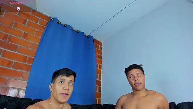 Robertmiller21 online show from November 2025 05:54:01 AM