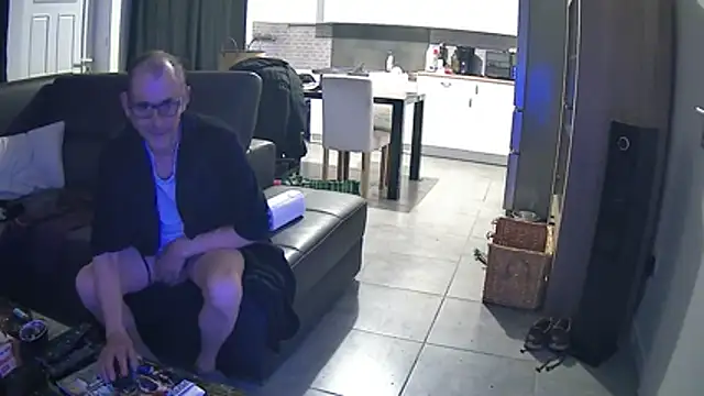 fabDu59 online show from April 2026 07:27:02 PM