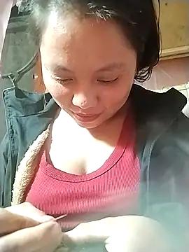 venu00 online show from October 2025 04:13:01 PM