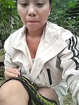 venu00 online show from October 2025 07:53:01 AM