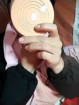 venu00 online show from December 2025 03:18:02 PM