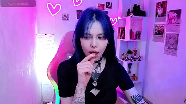 Morana Batt online show from December 2025 02:09:02 AM