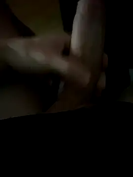 Snapshot of alexbigcock20cm chatting on November 2025 10:23:01 AM alexbigcock20cm online show from November 2025 10:23:01 AM