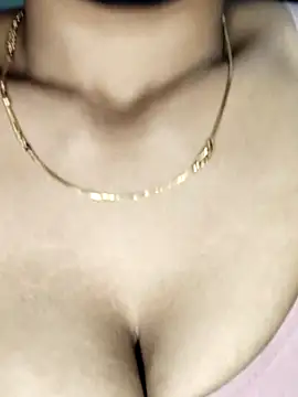 Savita2310 online show from November 2025 03:23:02 PM