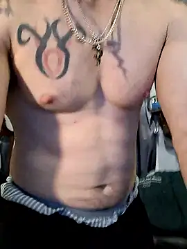 jakestatefarm217 online show from December 2025 04:40:01 AM