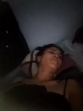 Snapshot of dulcelatin21 chatting on November 2025 09:39:01 PM dulcelatin21 online show from November 2025 09:39:01 PM