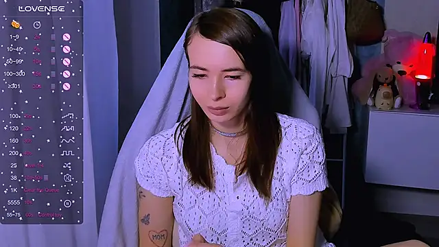 ZoyaMill online show from November 2025 06:45:01 AM