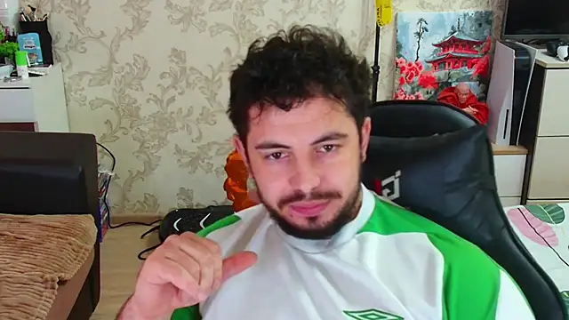 Snapshot of Sam_Gladiator chatting on October 2025 12:04:02 PM Sam Gladiator online show from October 2025 12:04:02 PM