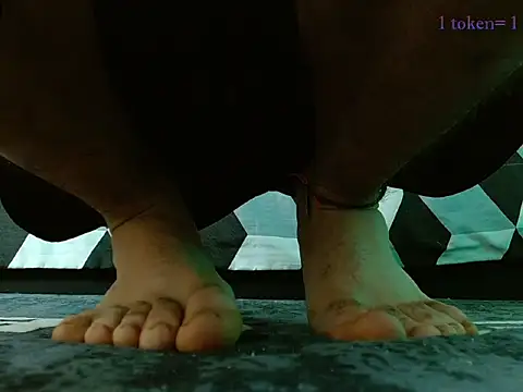 Snapshot of aaronjames1 chatting on November 2025 01:12:02 PM aaronjames1 online show from November 2025 01:12:02 PM