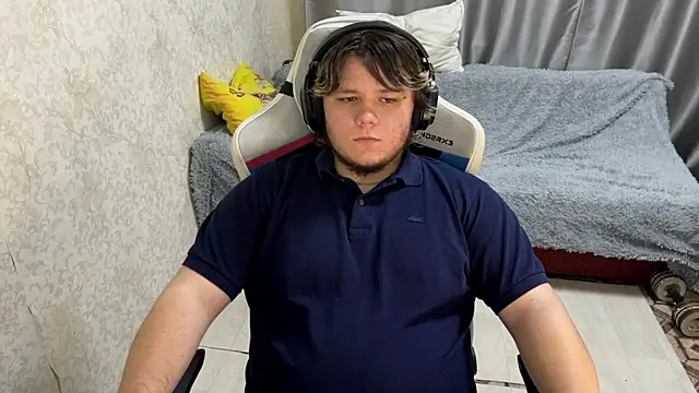 desiredude9 online show from September 2025 06:43:02 PM