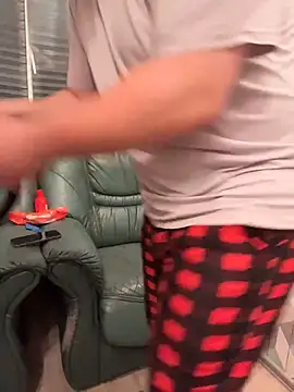 desiredude9 online show from November 2025 07:57:01 PM