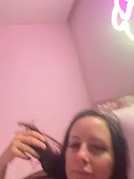 Snapshot of nightingale27 chatting on October 2025 08:18:01 PM nightingale27 online show from October 2025 08:18:01 PM