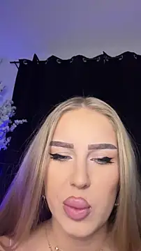 AubrieleRouj1 online show from February 2026 05:20:02 PM