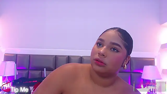 LennaEvans online show from November 2025 11:24:02 AM