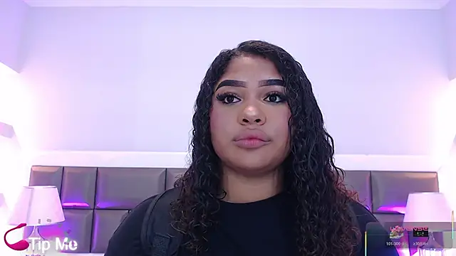 LennaEvans online show from December 2025 12:32:01 PM