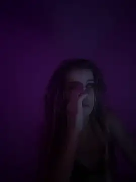 Snapshot of Angelloverxo chatting on December 2025 11:32:01 PM Angelloverxo online show from December 2025 11:32:01 PM