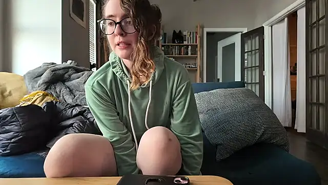 Snapshot of knottybunny chatting on October 2025 09:48:01 PM knottybunny online show from October 2025 09:48:01 PM