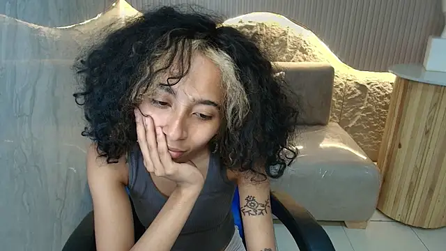 Agnis ink r online show from October 2025 01:02:02 PM