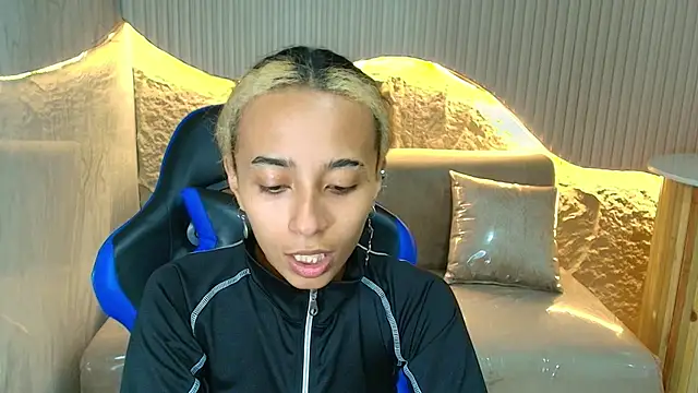 Agnis ink r online show from November 2025 01:11:01 PM