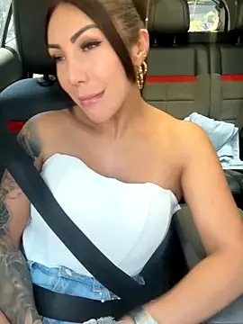 Sarahlove 90 online show from September 2025 05:45:01 PM