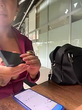 Sarahlove 90 online show from September 2025 07:40:02 PM