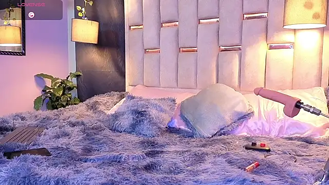 melody-rouss online show from September 2025 04:25:02 AM