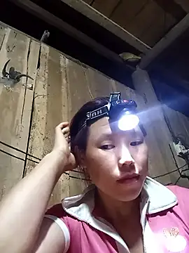 Ngocmi909 online show from March 2026 01:34:01 PM