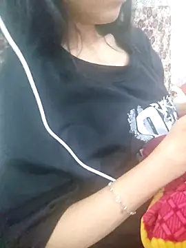 Snapshot of _Thaotam_ chatting on February 2026 09:14:01 AM Thaotam online show from February 2026 09:14:01 AM