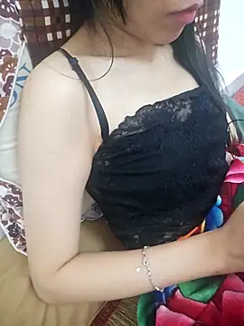 Snapshot of _Thaotam_ chatting on February 2026 08:51:01 AM Thaotam online show from February 2026 08:51:01 AM
