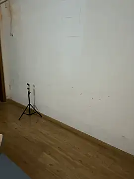 xiiuuff18 online show from March 2026 10:55:02 AM