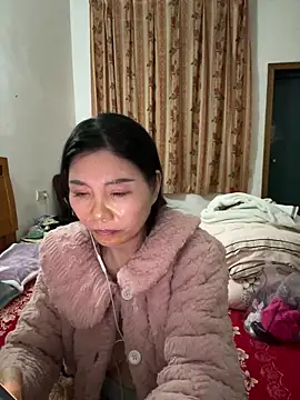 xiiuuff18 online show from March 2026 12:23:02 PM