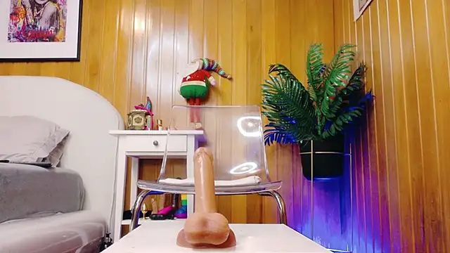 Zafiro Gem  online show from December 2025 09:20:01 PM