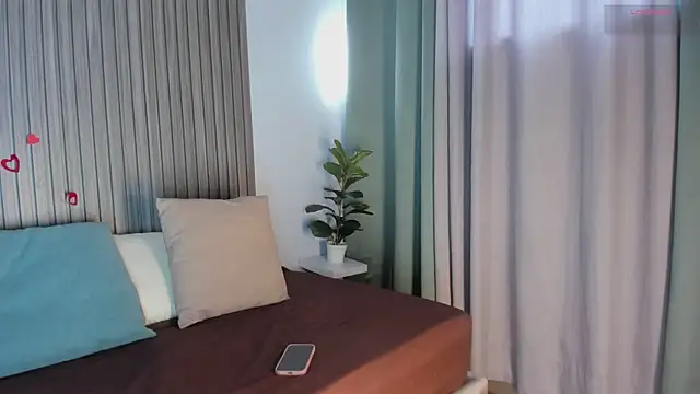 HelenaCole- online show from February 2026 01:41:02 PM