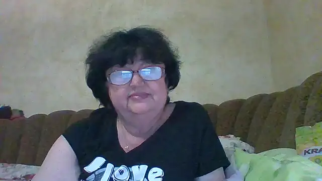 MilaSky5303 online show from November 2025 06:30:01 PM