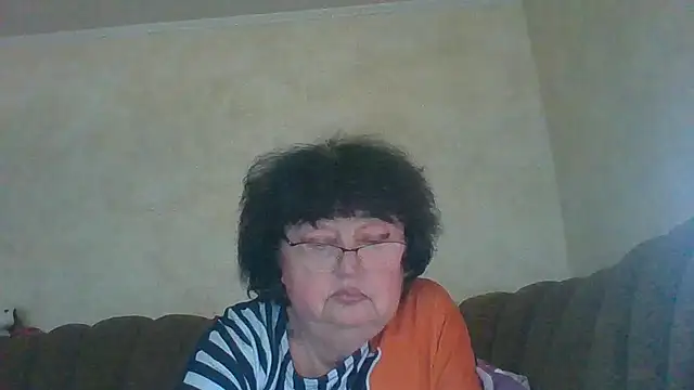 MilaSky5303 online show from December 2025 12:32:02 PM